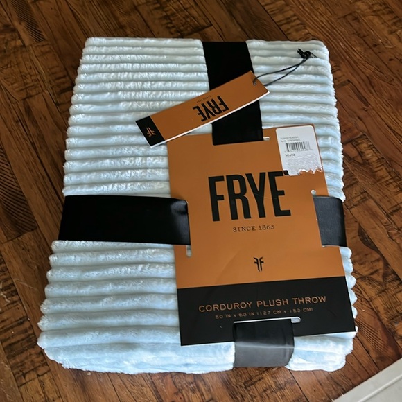 Frye Other - NWT FRYE $125 baby blue  corduroy plush throw